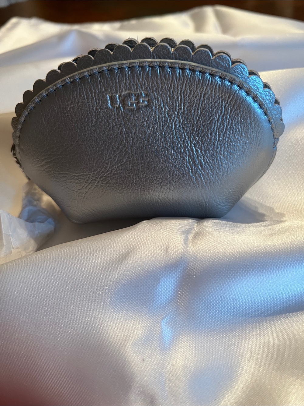 UGG Metallic Silver Scalloped Coin Pouch